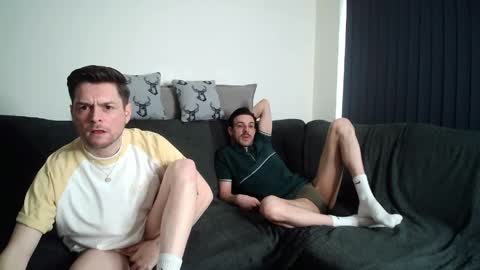 Snapshot of twotwinkhusbands chatting on April 4, 5:21 pm RyanRowan online show from April 4, 5:21 pm