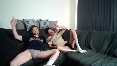 Snapshot of twotwinkhusbands chatting on April 5, 6:16 pm RyanRowan online show from April 5, 6:16 pm