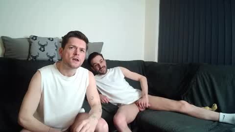 Snapshot of twotwinkhusbands chatting on April 15, 7:58 pm RyanRowan online show from April 15, 7:58 pm