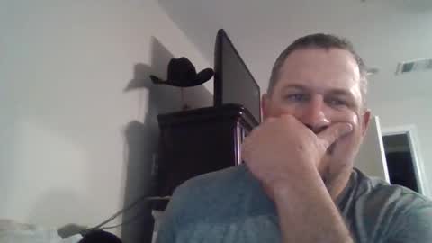 Snapshot of txfrmr chatting on March 2, 4:39 am txfrmr online show from March 2, 4:39 am