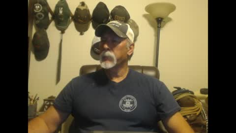 txlobo60 online show from March 17, 11:52 pm