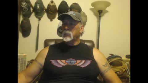 txlobo60 online show from March 19, 12:14 am