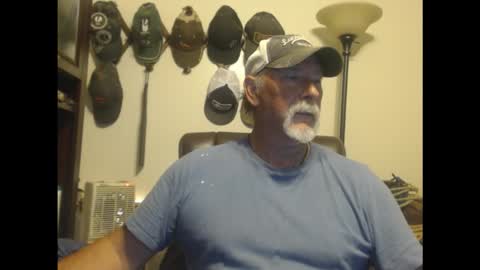 txlobo60 online show from March 23, 8:35 pm