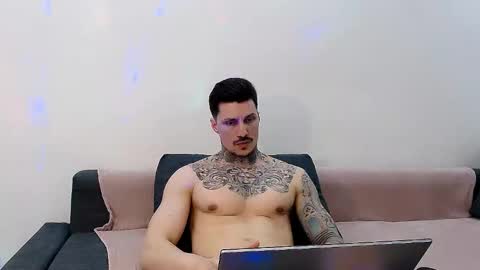 tyagodoll online show from December 19, 10:00 pm