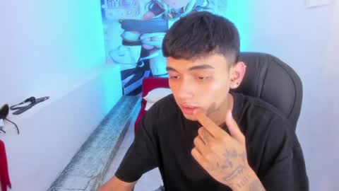 Snapshot of tyger_boy chatting on May 29, 3:59 am Tyger Boy online show from May 29, 3:59 am