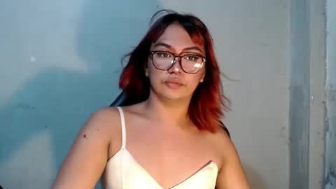 Tyla online show from February 12, 2:39 am