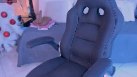  TYLA  online show from December 2, 3:34 am