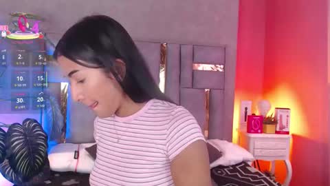 tyla_ks online show from January 16, 7:51 pm