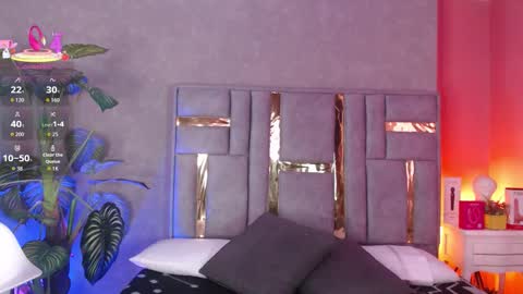 Snapshot of tyla_ks chatting on February 19, 7:54 pm tyla_ks online show from February 19, 7:54 pm