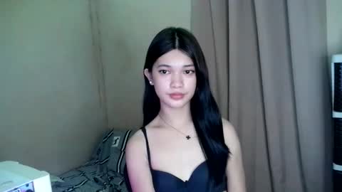 Snapshot of tyladine chatting on October 11, 2:00 am tyladine online show from October 11, 2:00 am