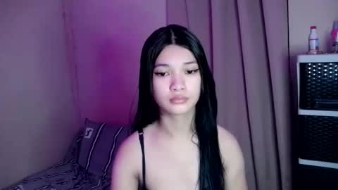 Snapshot of tyladine chatting on October 12, 12:53 am tyladine online show from October 12, 12:53 am