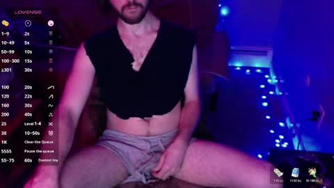 tyler4478 online show from May 27, 8:17 pm