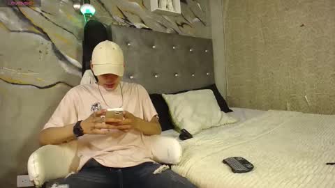 Snapshot of tyler_coopr chatting on November 2, 3:20 am tyler cooper online show from November 2, 3:20 am