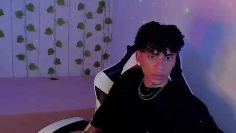 Snapshot of tyler_garcia_ chatting on February 1, 4:24 am Tyler Garcia online show from February 1, 4:24 am