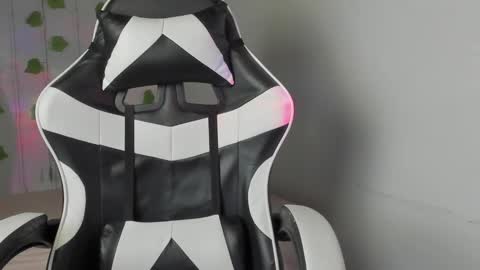 Snapshot of tyler_garcia_ chatting on February 11, 8:15 am Tyler Garcia online show from February 11, 8:15 am