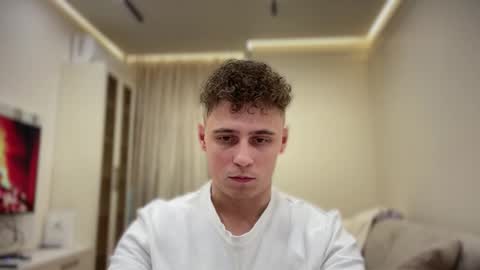 tyler_garrner online show from November 5, 3:34 pm