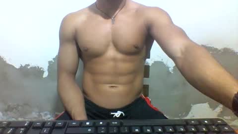 Snapshot of tyler_gold823 chatting on February 12, 4:11 pm Tyler online show from February 12, 4:11 pm