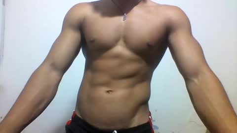 Snapshot of tyler_gold823 chatting on February 26, 2:03 pm Tyler online show from February 26, 2:03 pm