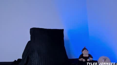 Tyler online show from February 18, 1:12 am