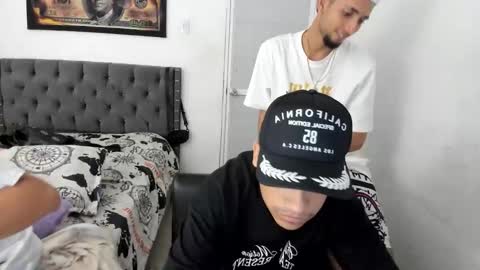 Snapshot of tyler_master24 chatting on September 18, 1:18 am tyler online show from September 18, 1:18 am