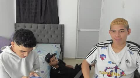 Snapshot of tyler_master24 chatting on October 7, 11:46 pm tyler online show from October 7, 11:46 pm