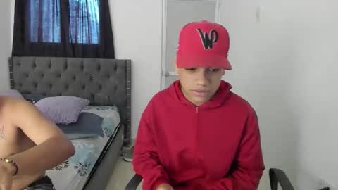 Snapshot of tyler_master24 chatting on November 3, 3:24 pm tyler online show from November 3, 3:24 pm