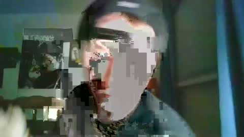 Snapshot of tylerdude5612 chatting on July 11, 4:26 am Tylerdude56128 online show from July 11, 4:26 am