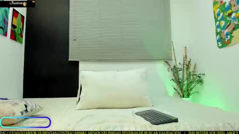 Snapshot of tylergiuseppe_ chatting on February 24, 10:25 pm tylergiuseppe_ online show from February 24, 10:25 pm