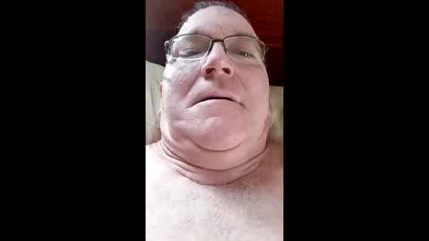 Snapshot of tyluroop chatting on May 30, 7:11 pm tyluroop online show from May 30, 7:11 pm