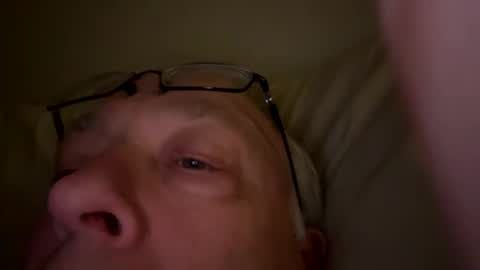 Snapshot of tymm4534 chatting on November 4, 3:05 am tymm4534 online show from November 4, 3:05 am