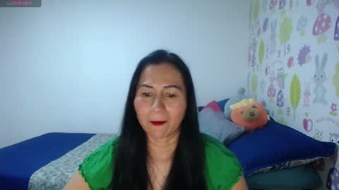 Snapshot of tyna_b chatting on June 25, 7:07 pm Tyna online show from June 25, 7:07 pm