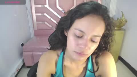 Snapshot of tyna_ch chatting on March 6, 4:38 pm TYNA online show from March 6, 4:38 pm