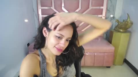 Snapshot of tyna_ch chatting on March 11, 7:47 pm TYNA online show from March 11, 7:47 pm