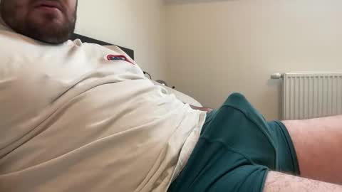 Snapshot of typostry chatting on February 18, 9:05 am typostry online show from February 18, 9:05 am