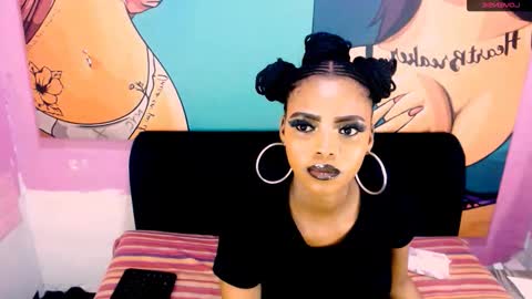 Tyra online show from November 4, 7:24 pm