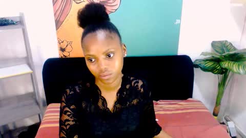 Tyra online show from March 15, 6:47 pm