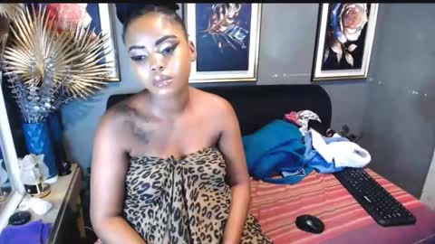Tyra online show from May 13, 6:44 am