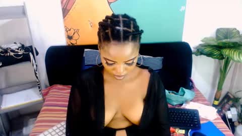Tyra online show from May 18, 8:14 pm
