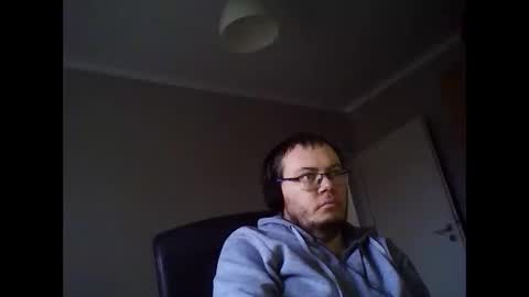 Snapshot of tyradi1991 chatting on December 2, 2:19 pm tyradi1991 online show from December 2, 2:19 pm