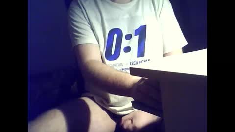 Snapshot of tyradi1991 chatting on December 8, 9:19 pm tyradi1991 online show from December 8, 9:19 pm