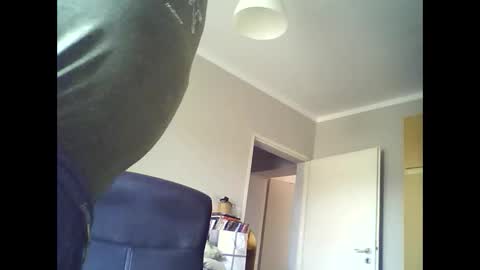 Snapshot of tyradi1991 chatting on January 31, 10:31 am tyradi1991 online show from January 31, 10:31 am