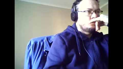 Snapshot of tyradi1991 chatting on February 19, 8:21 am tyradi1991 online show from February 19, 8:21 am