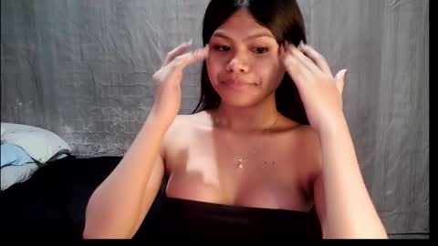 Snapshot of tyradine chatting on November 16, 11:16 am tyradine3 online show from November 16, 11:16 am