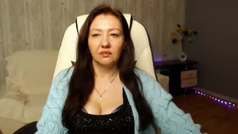 tyramories online show from December 5, 10:12 am