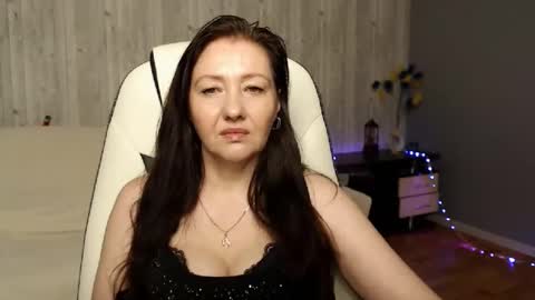 tyramories online show from January 26, 10:45 am