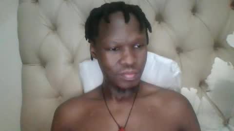 Snapshot of tyrock30 chatting on November 17, 7:14 am tyrock30 online show from November 17, 7:14 am