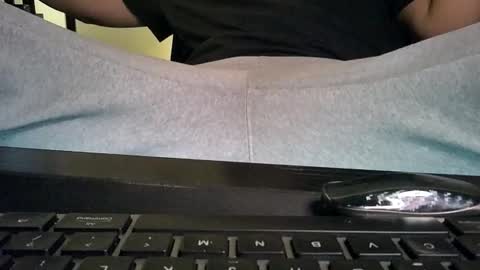 Slong Dong online show from December 2, 8:52 am