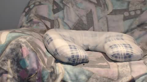 Snapshot of tyson2525 chatting on December 7, 5:26 am Helena and Tyson online show from December 7, 5:26 am