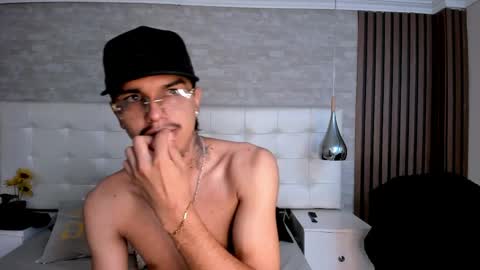 Tyson online show from May 19, 12:33 pm