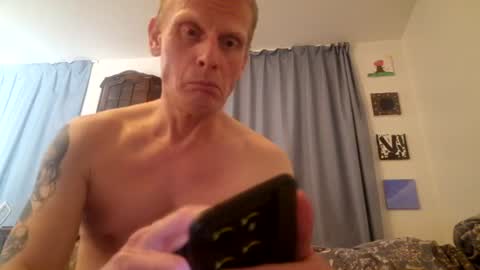 Snapshot of u2232739082 chatting on May 23, 5:06 pm u2232739082 online show from May 23, 5:06 pm